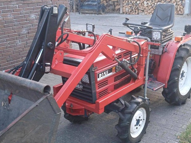 Shibaura P15F kompakt traktor