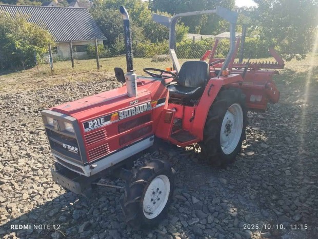 Shibaura P 21 F 4x4 hajtású traktor talajmaroval eladó