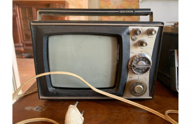 Shiljalis 401 DS TV retró szovjet mini televízió - retró tévé készülék