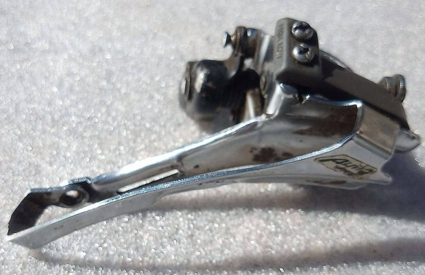 Shimano Alivio első váltó