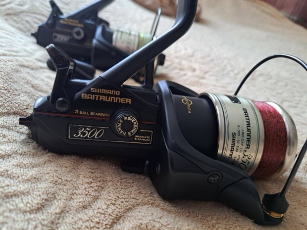 Shimano Baitrunner 3500B 2db