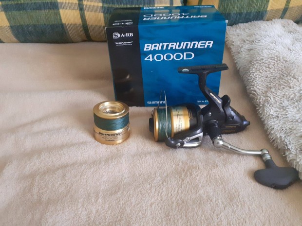 Shimano Baitrunner 4000 D + Ptdob