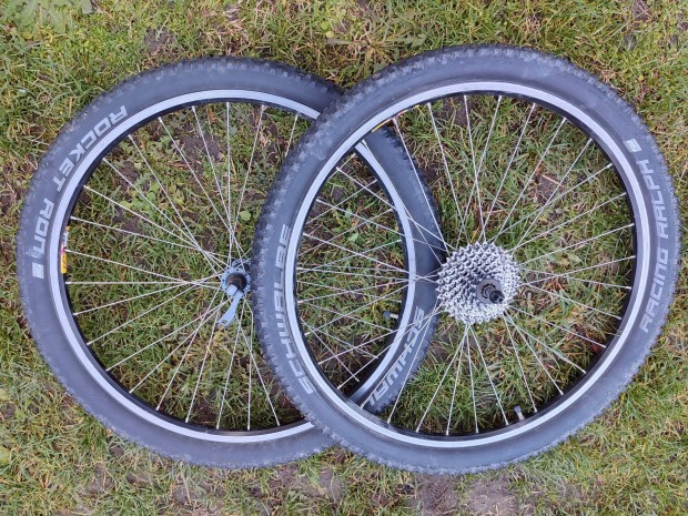 Shimano Deore LX kerekek Schwalbe gumikkal