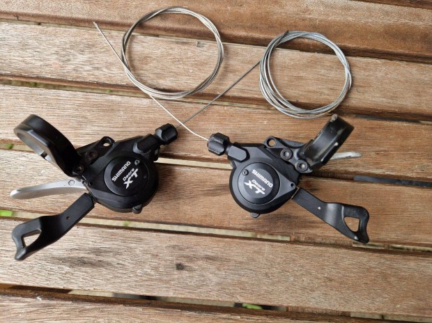 Shimano Deore XT M770 váltókar pár