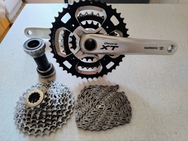 Shimano Deore XT hajtás szett (M770)