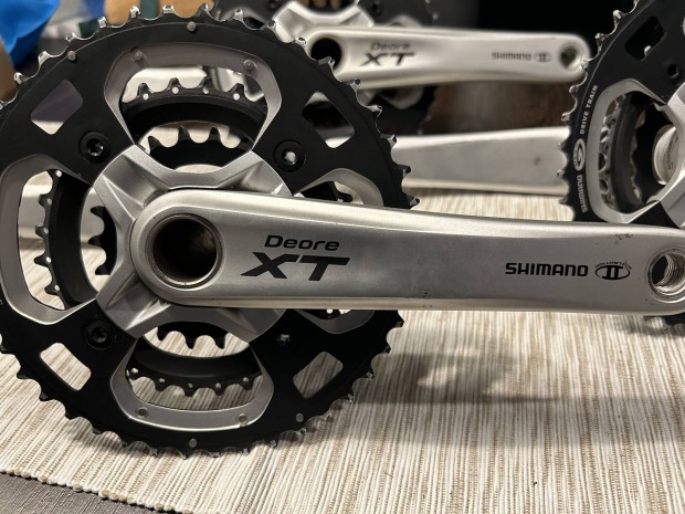 Shimano Deore XT integrlt hajts + csapgy