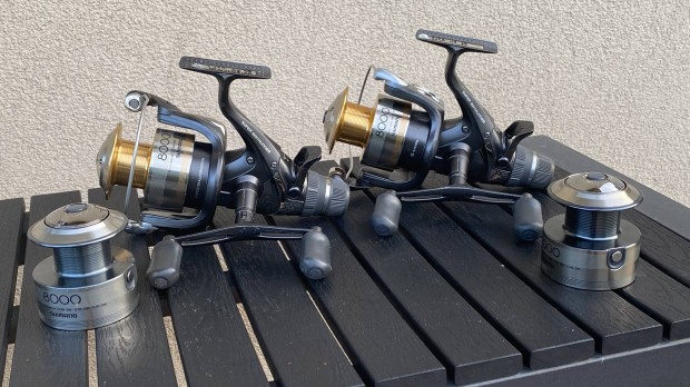 Shimano Super Baitrunner 8000 Xtea nyeletfkes, horgszors prban