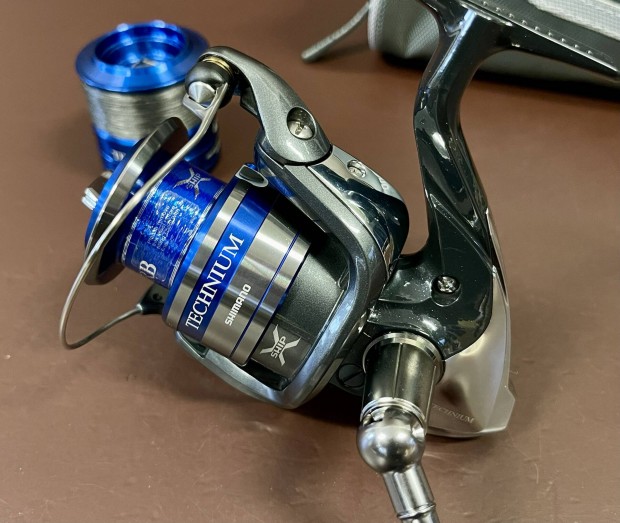 Shimano Technium 4000FD (Vadi j!) ors/ Fish Bandita