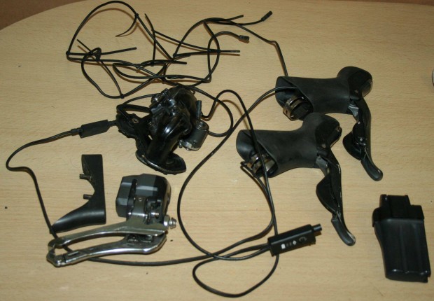 Shimano Ultegra DI2 elektromos váltó szett