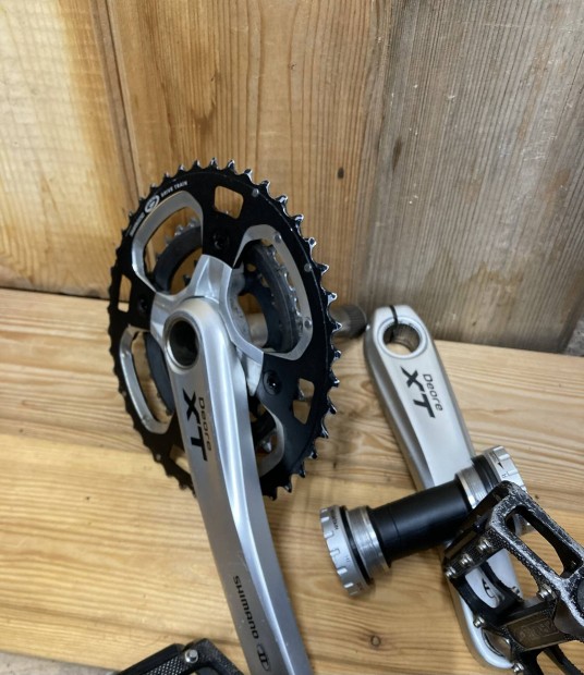 Shimano XT deore integrlt hajtm csapggyal