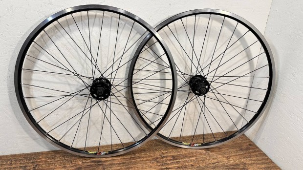 Shimano xt kerk szett trcsafk s v fk egyarnt 26"