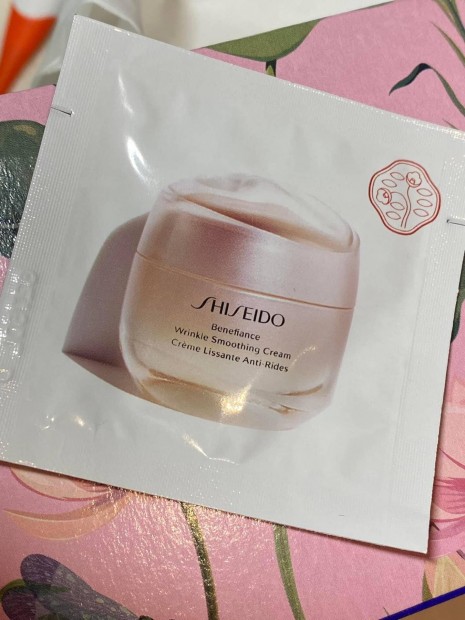 Shiseido benefiance wrinkle smoothing 1,5 ml