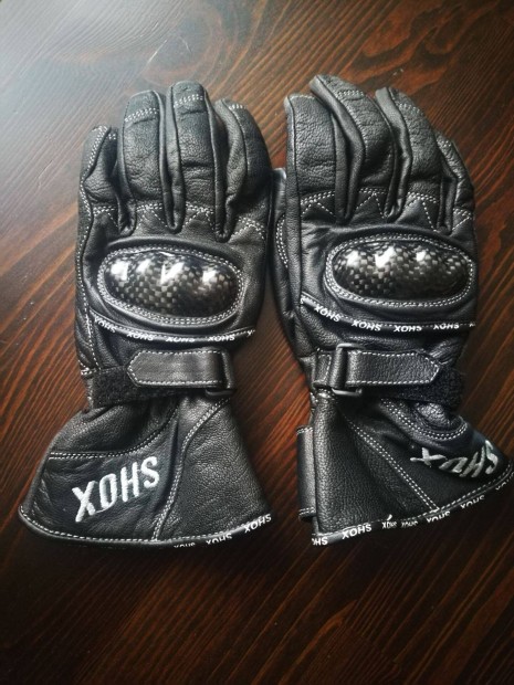 Shox márkájú kesztyű, S/8-as méret
