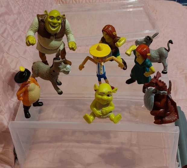 Shrek s baratai 9 db manyag figura