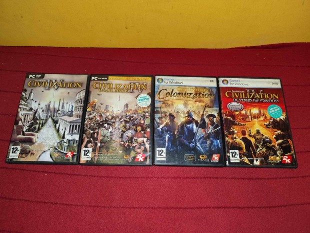 Sid Meiers Civilization IV + 3 expansion (kiskönyv egyikhez sincs)