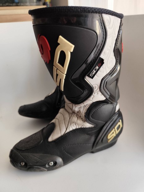 Sidi Ni motoros csizma 38