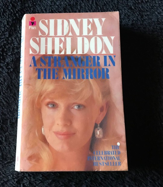 Sidney Sheldon - A Stranger in the Mirror