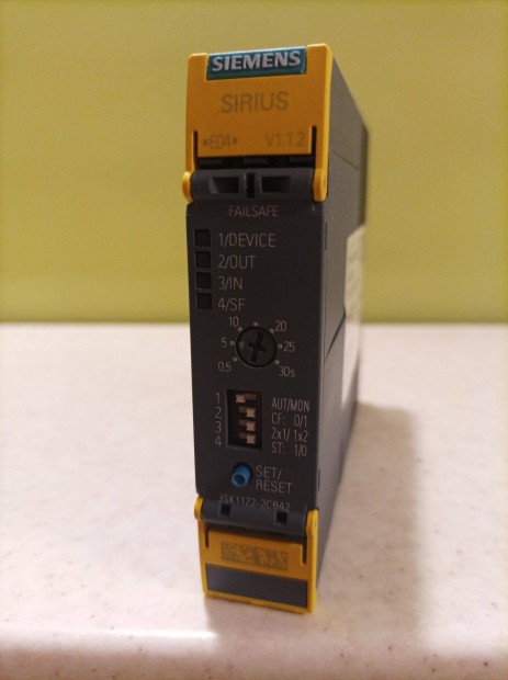 Siemens 3SK1122-2CB42 Biztonsági relé Új (doboz nélkül)