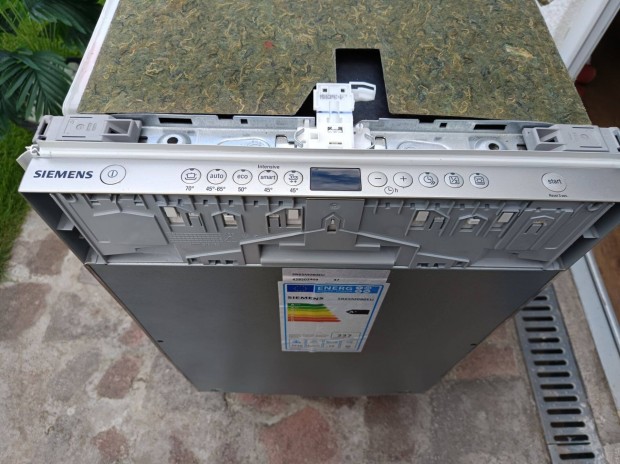 Siemens A++ inox integrált beépíthető 10 terítékes mosogatógép(45 cm s