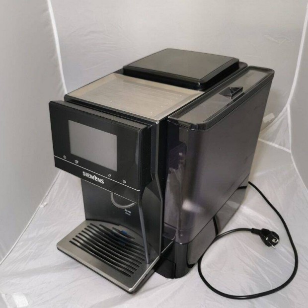 Siemens EQ700 Classic teljesen automata kávéfőzőgép kijelzővel