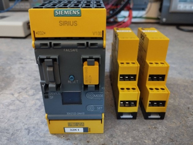 Siemens Safety Relay es mas aprosagok