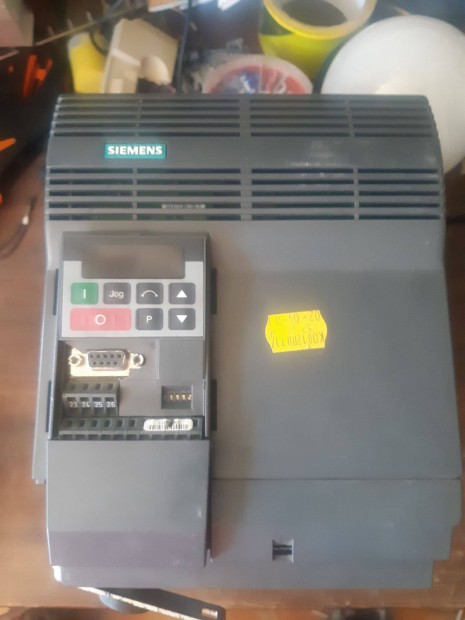 Siemens frekvenciavlt alkatrsznek 230V, 2,2KW