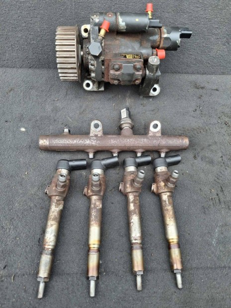 Siemens porlasztó nagynomasú szivattyú 8200821184 8200294788