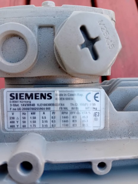 Siemens teljesen j villanymotor!