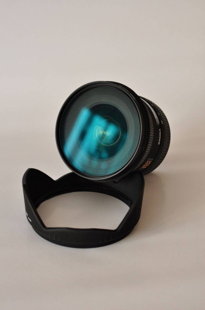 Sigma 10-20 mm f/4.0-5.6 (Nikon) + Hoya Pro1D UV szr