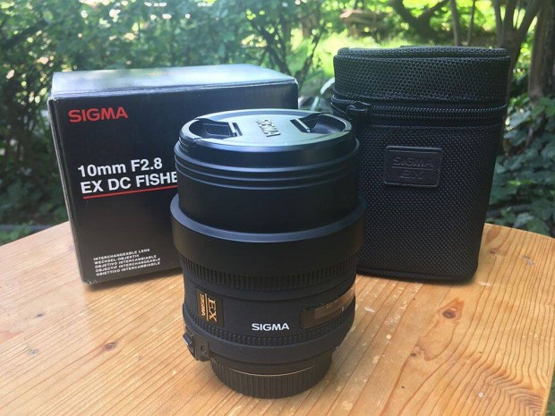 Sigma 10mm f/2.8 EX DC HSM Fisheye (Nikon)