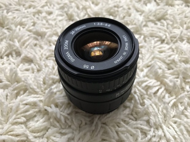 Sigma 24-70mm f3,5-5,6 MF Nikon F