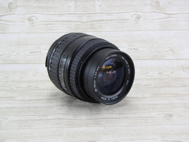 Sigma 28-70mm 1:3.5-4.5 objektív - Nikon F csatlakozással
