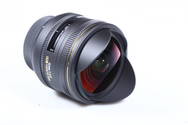 Sigma 2.8 10 mm DC Fisheye halszem Nikon hsm objektv 