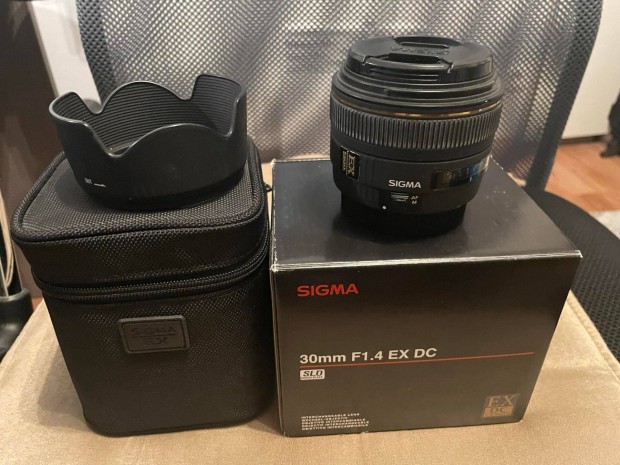 Sigma 30mm F1.4 fix Canon bajonettel