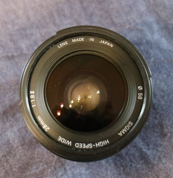 Sigma AF 28mm f/1,8 objektv Canon EOS-hoz