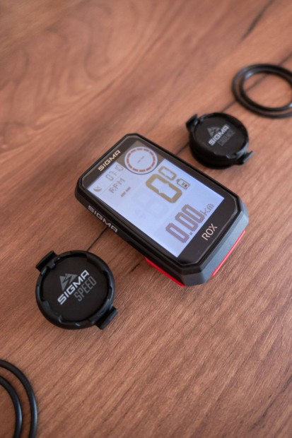 Sigma Rox 4.0 GPS szenzorjaival elad