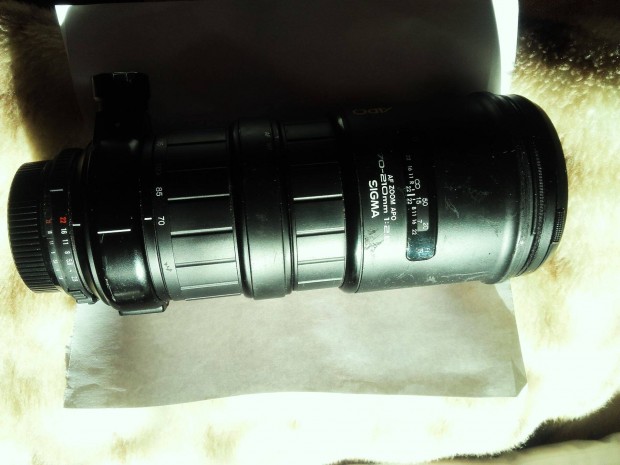 Sigma nagy fnyerej 70-210mm zoom objektiv Nikonhoz