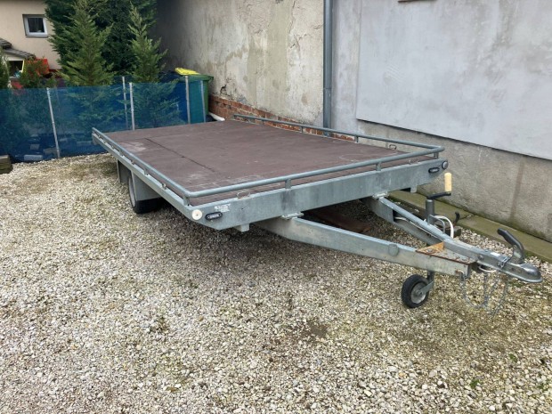 S�kplat�s ut�nfut� 4mx2m, B jogsival h�zhat�