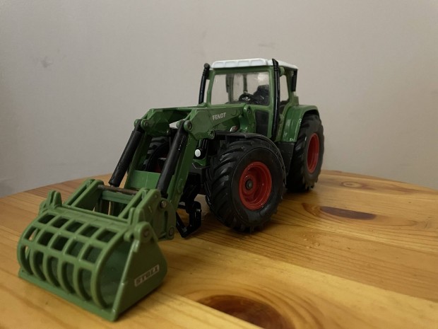 Siku Farmer 3554 Fendt Favorit 714 Vario