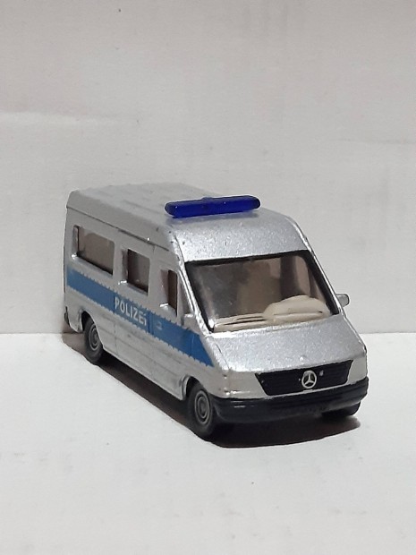 Siku Mercedes Sprinter Polizei kisaut