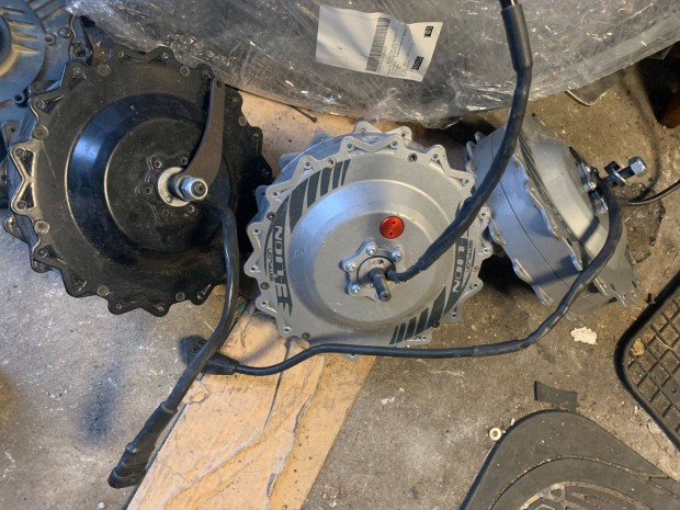 Simplon 36 volt 250 W ,Hátsókerekes bontott motorok eladók !