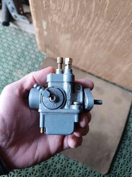 Simson 16n3-as �s Bing 17-es gy�ri karbur�tor 