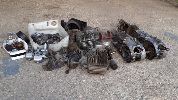 Simson 50 alkatr�szek elad�