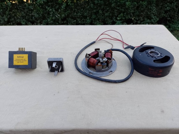 Simson 51-hez j llapot 12 voltos eletromos alkatrszek eladk