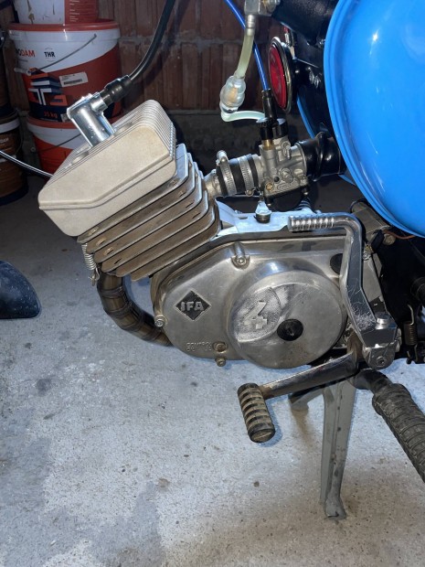 Simson 60/4 henger szett 