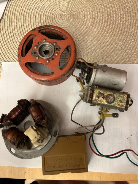 Simson DDR tirisztoros gy�jt�s 6v