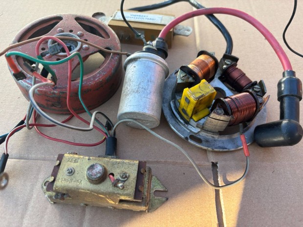 Simson Gyri 6v-os Tirisztoros gyjts komplett