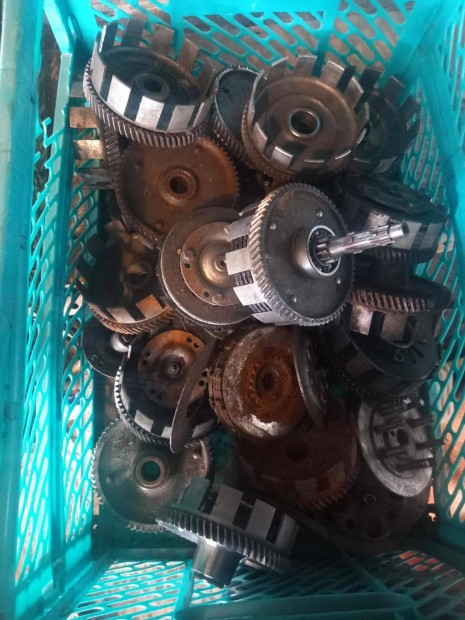 Simson Kuplung Több DB Nagy Választékban (Postázom is)