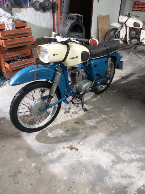 Simson,Mz,Jawwa motorok eladk, alkatrsznek vagy ki minek szeretn. 