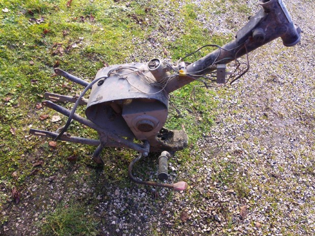 Simson S50B,1977-es,�rintetlen adatt�bl�s gy�ri DDR-es f�v�z